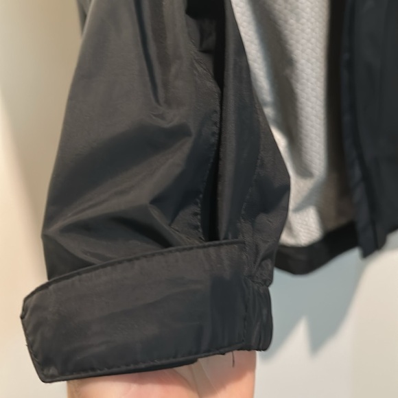 Columbia black rain jacket/windbreaker - Picture 6 of 9